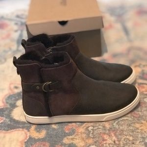 Olukai Boots